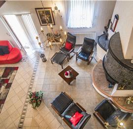 4 Bedroom Villa with Pool and Annex near Porec, Sleeps 8